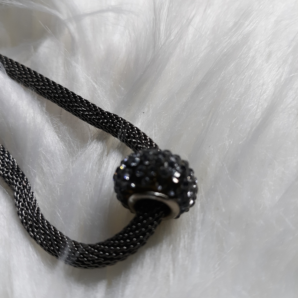 Necklace - Picture 4 of 8